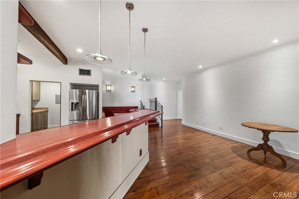 201 Avenida Cabrillo Unit J