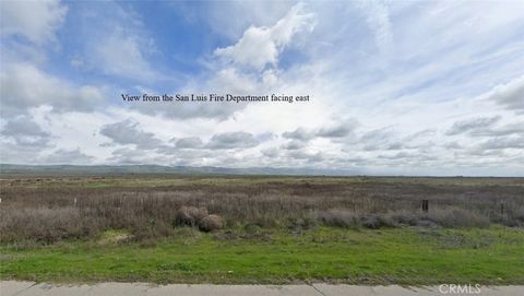 Photo of 11160 Corning Trail, Santa Margarita, CA 93453 (MLS # HD25187410)