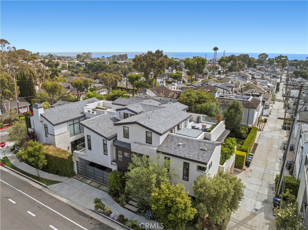 Corona del Mar North of PCH (CNHW) - Residential