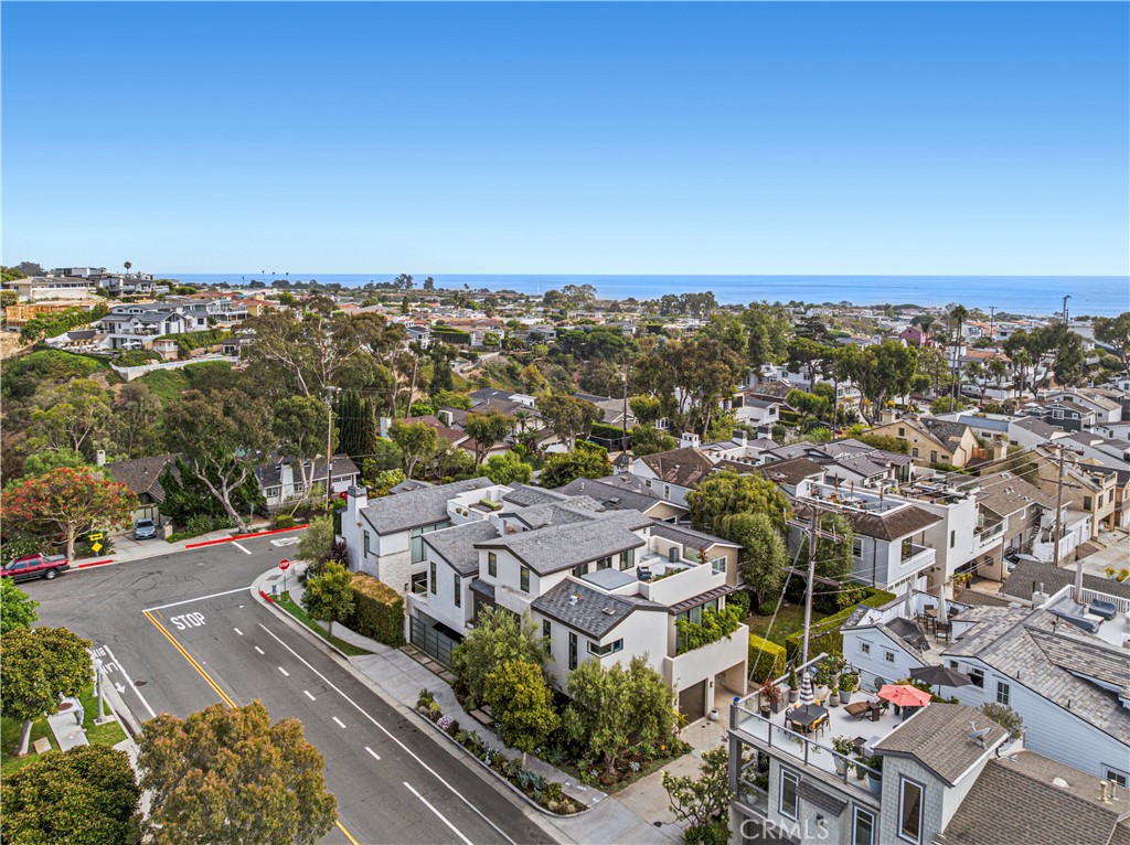 Corona del Mar North of PCH (CNHW) - Residential