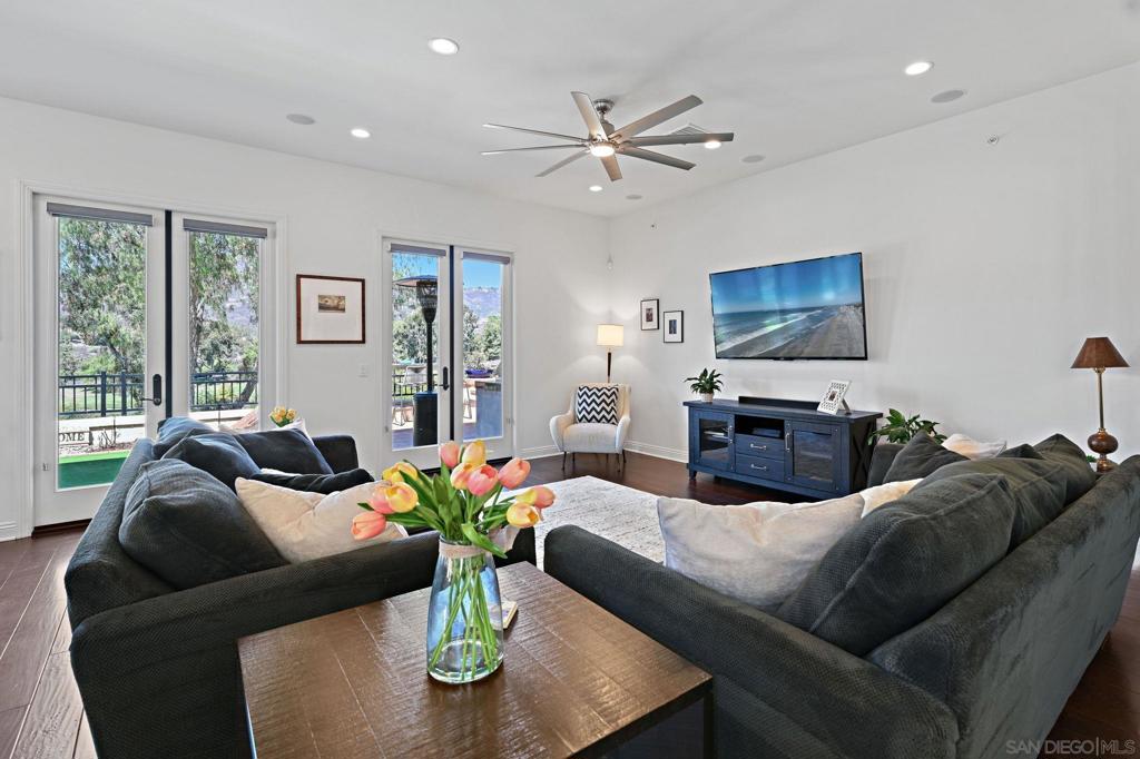 Rancho Santa Fe - Residential