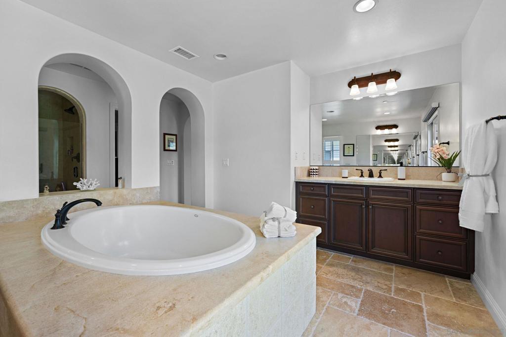 Rancho Santa Fe - Residential