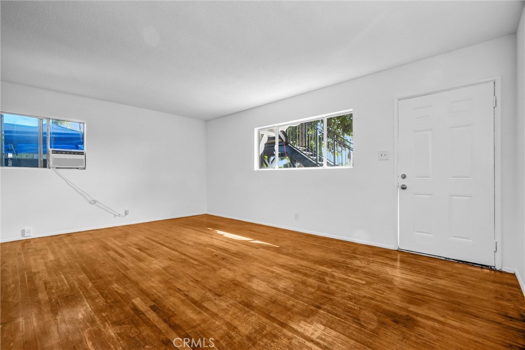 21109 S Santa Fe Ave