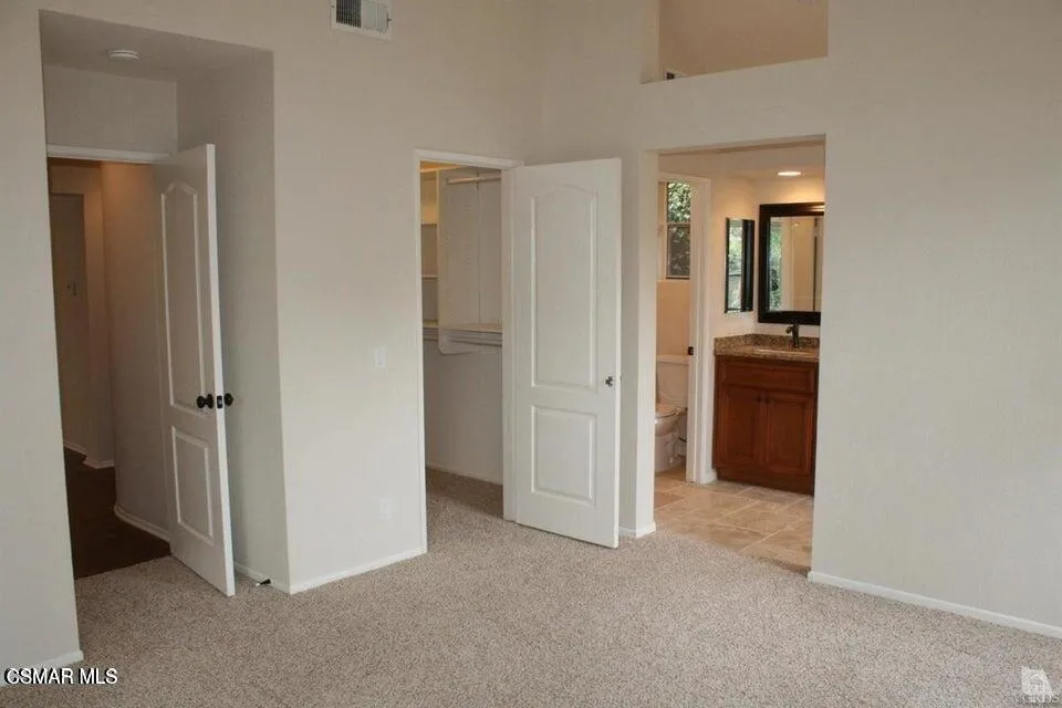 Simi Valley, California 93065, United States, 3 Bedrooms Bedrooms, ,3 BathroomsBathrooms,Residential,Active,235234