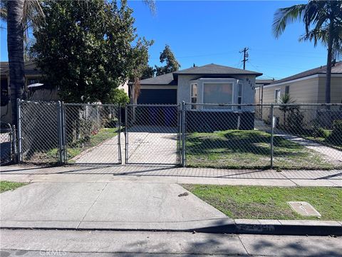 Photo of 9710 San Miguel Ave, South Gate, CA 90280 (MLS # DW26038998)