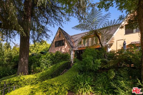 Photo of 1954 Hillcrest Road #3, Los Angeles, CA 90068 (MLS # 26741127)