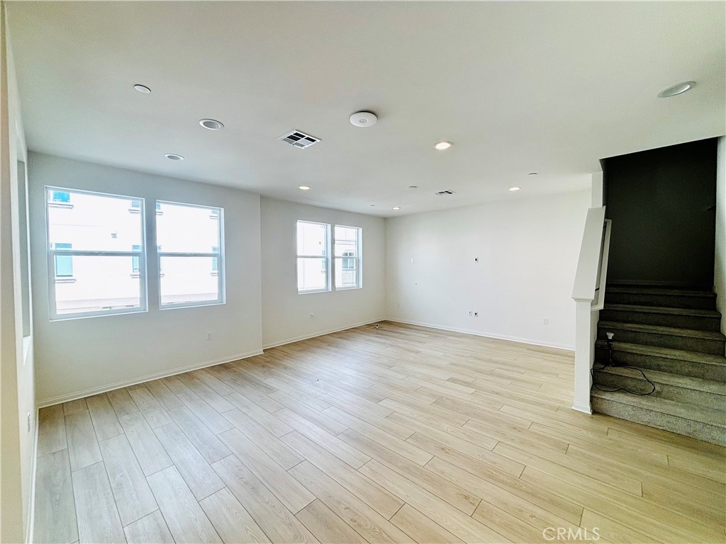 2450 E Agave Street 1