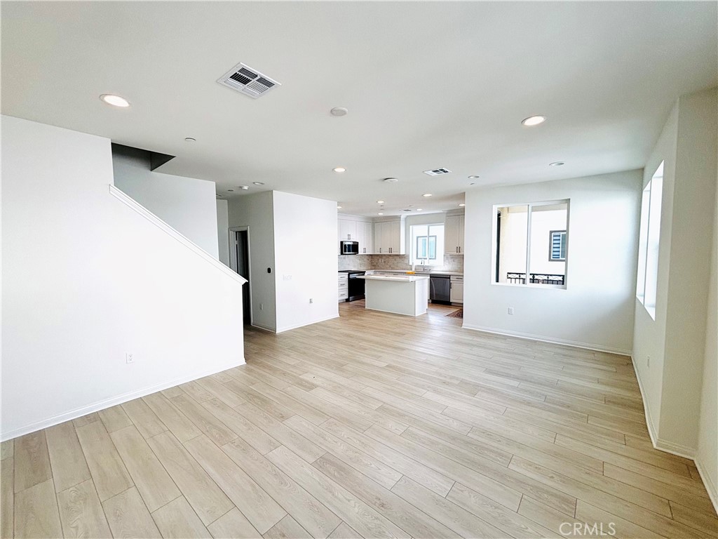 2450 E Agave Street 1