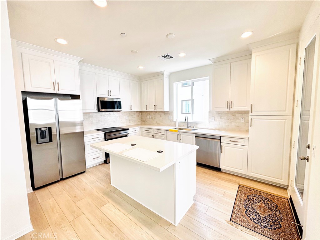 2450 E Agave Street 1