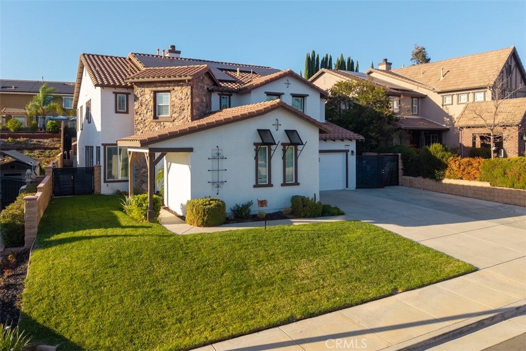 27367 Pinyon