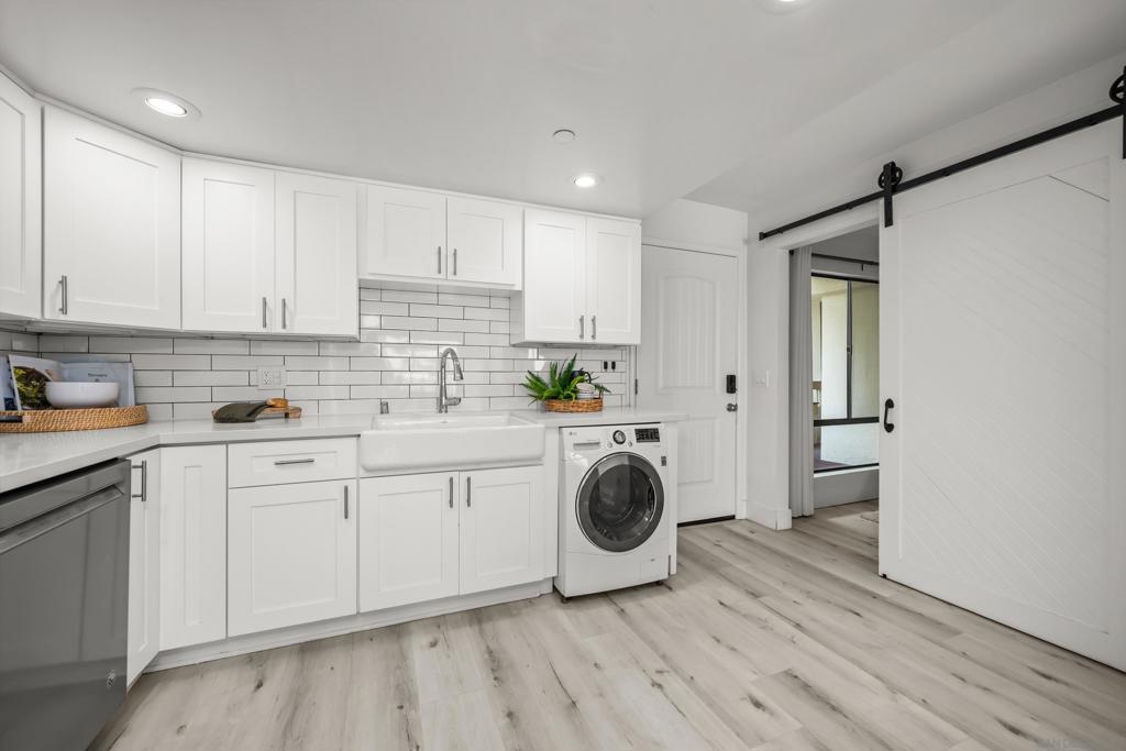 Pacific Beach - Residential