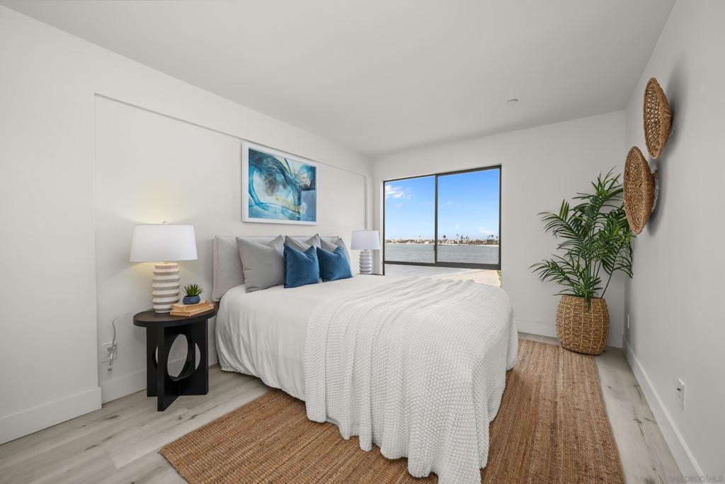Pacific Beach - Residential