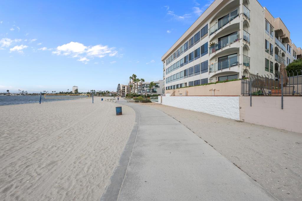 Pacific Beach - Residential