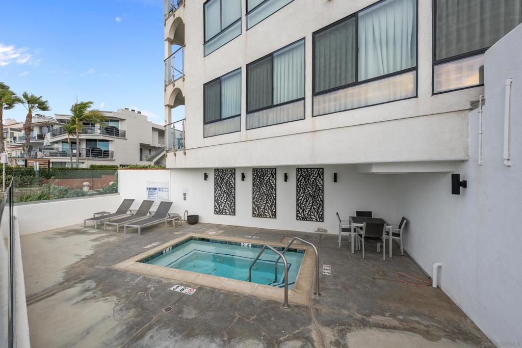 Pacific Beach - Residential