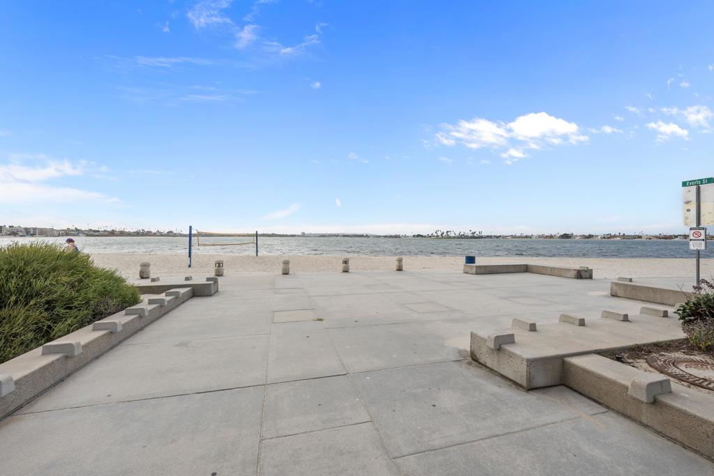 Pacific Beach - Residential