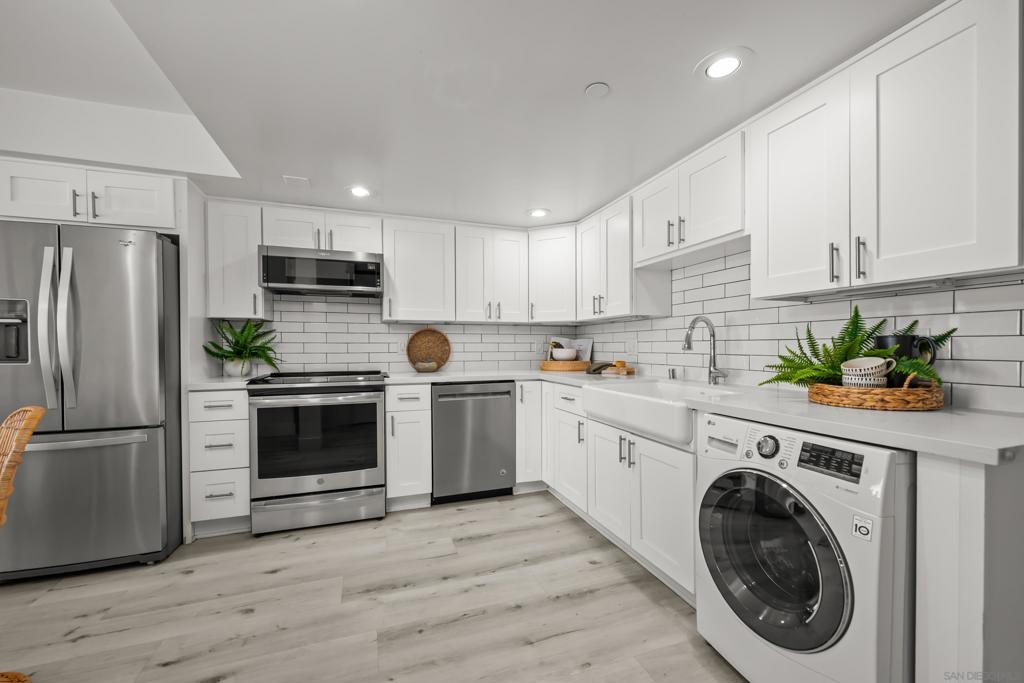 Pacific Beach - Residential