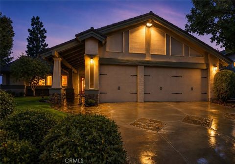 Photo of 956 Calle Primavera, San Dimas, CA 91773 (MLS # SW26114127)