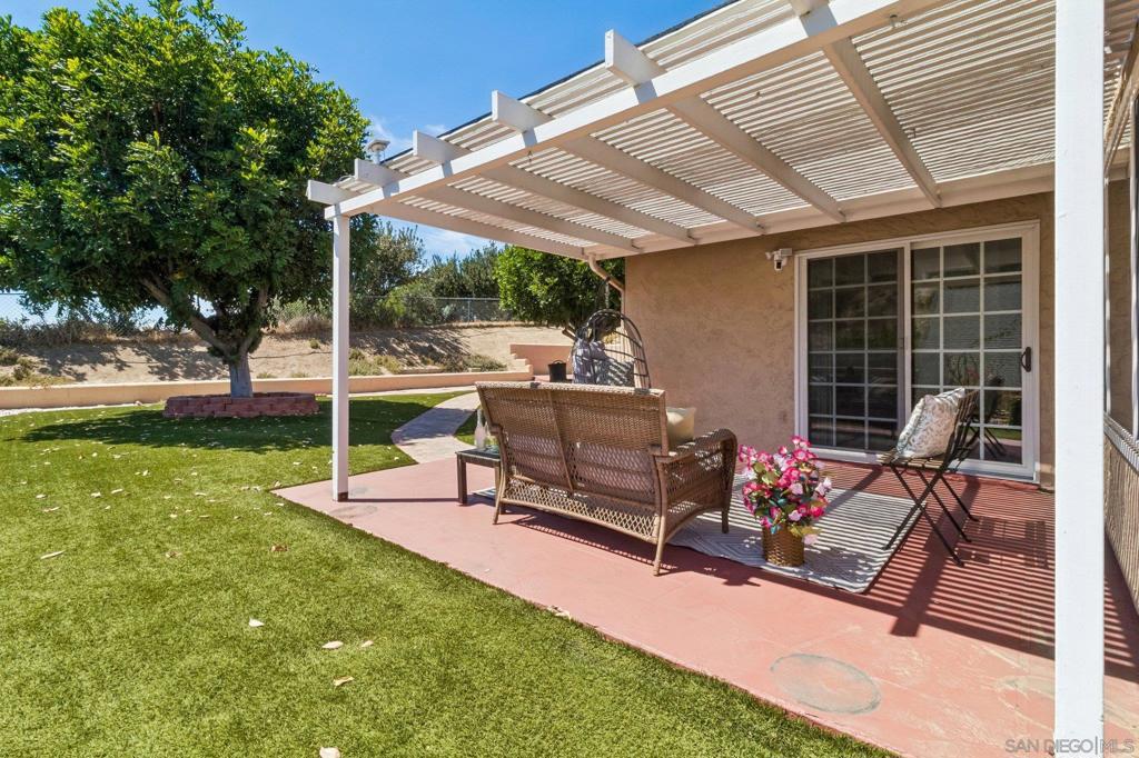 1942 Parkland Way
