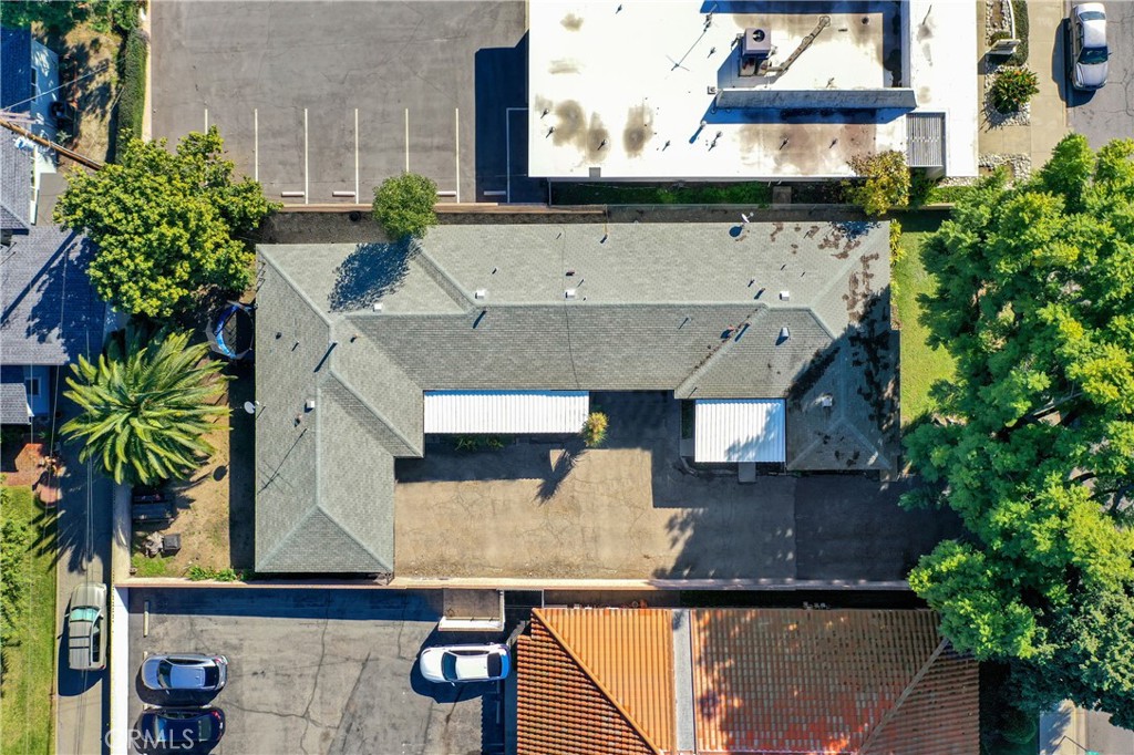 291 W Artesia Street