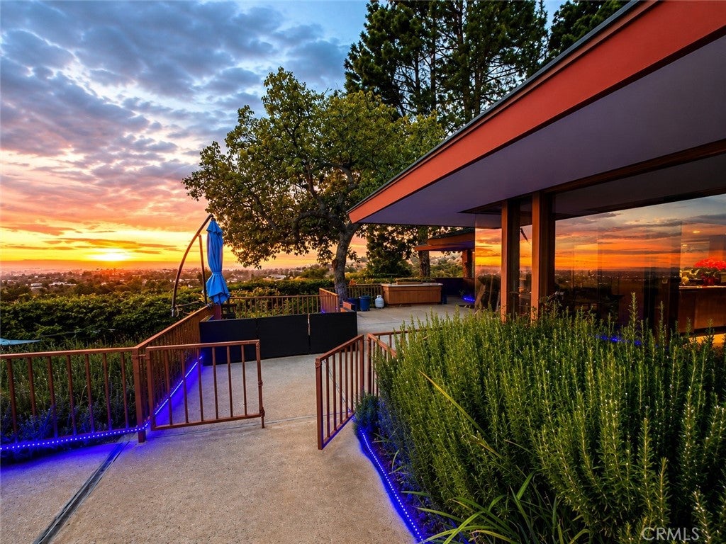 540 Reposado Drive