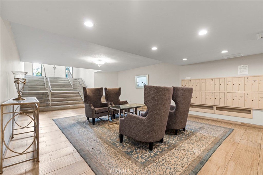 1277 South Beverly Glen Boulevard 205