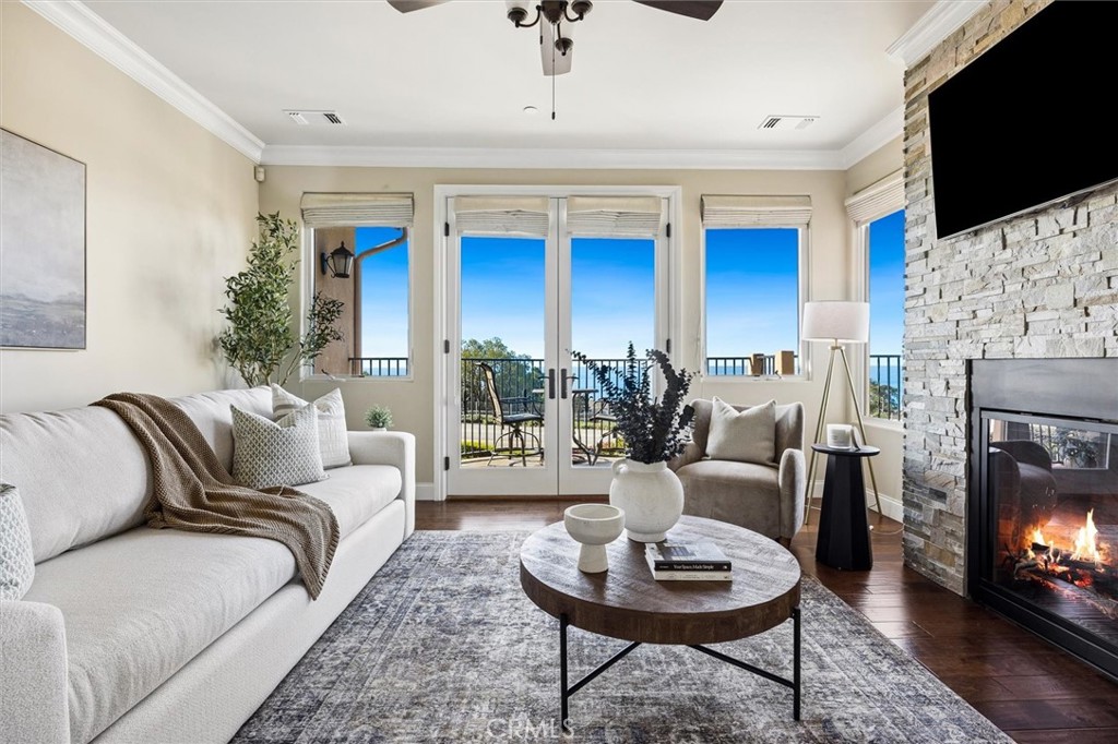 PROPERTIES 2051 Costa Del Sol