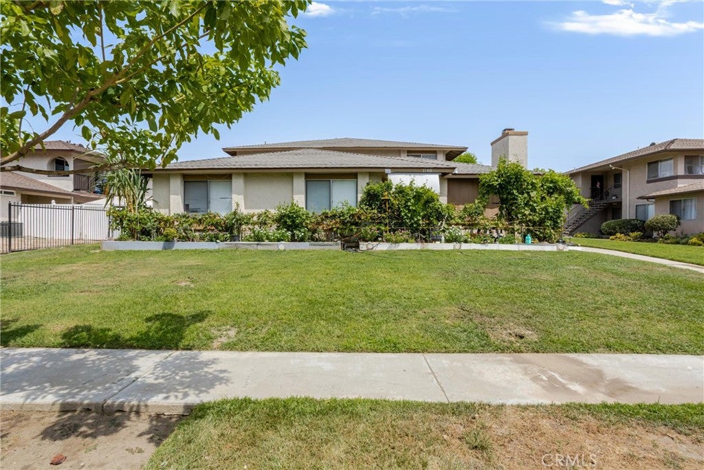 1140 Oxford Drive