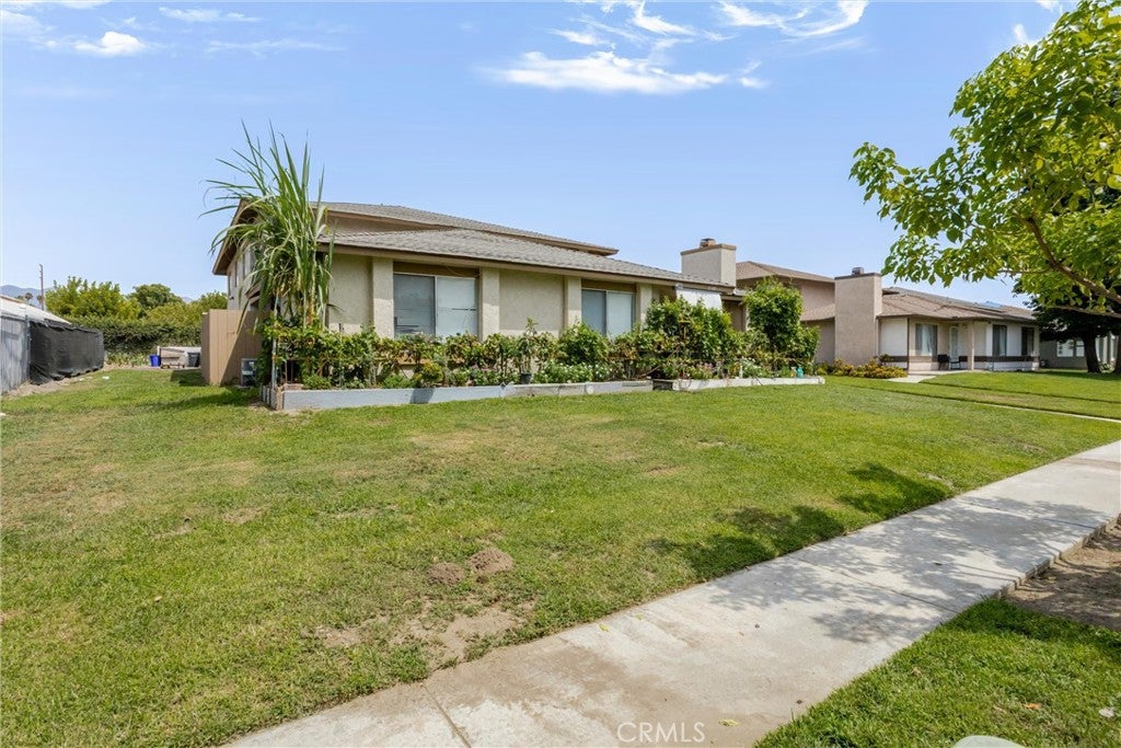 1140 Oxford Drive