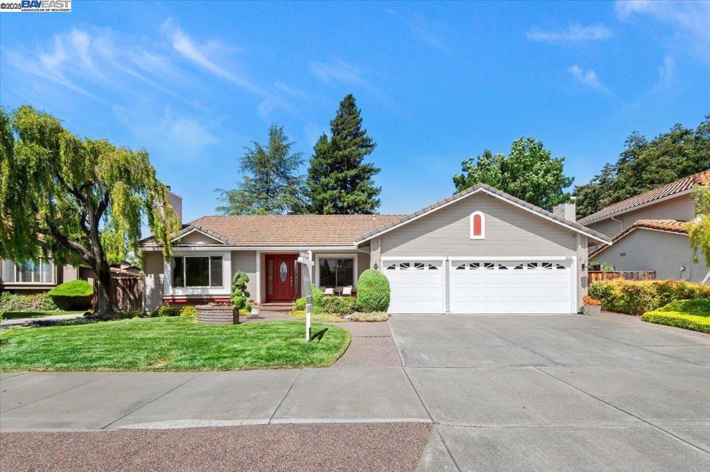 Come see us Saturday 1-4pm. Spacious, expanded and remodeled home perfect for empty nesters seeking an entertaining space in a fabulous neighborhood just steps to Ken Mercer Sports Park and all that it offers. Features an oversized family/billiard room with built-in bar, flexible floor plan. Not quiet an empty nester and need more bedrooms? Check the floor plan for easy 4-bedroom conversion option. Stunning kitchen, new paint, carpet, lighting, and clear Section 1. Move-in ready.