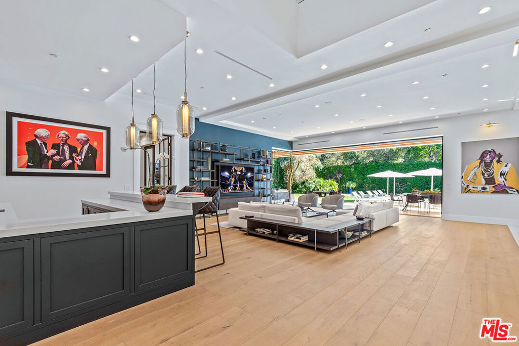 Properties 2 16144 HIGH VALLEY Place