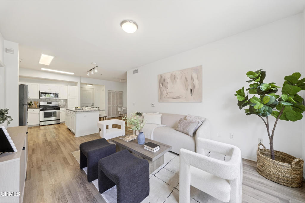 100 S Alameda Street 259