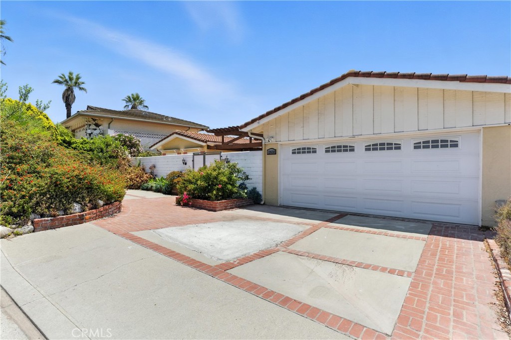 12638 Carinthia Drive
