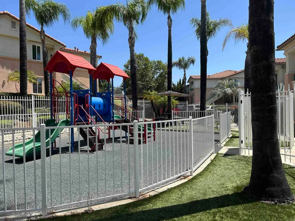 El Cajon, California 92019, United States, 3 Bedrooms Bedrooms, ,2 BathroomsBathrooms,Residential,Coming Soon,156431