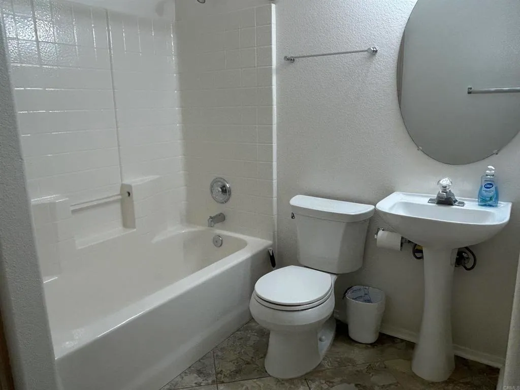 El Cajon, California 92019, United States, 3 Bedrooms Bedrooms, ,2 BathroomsBathrooms,Residential,Coming Soon,156431