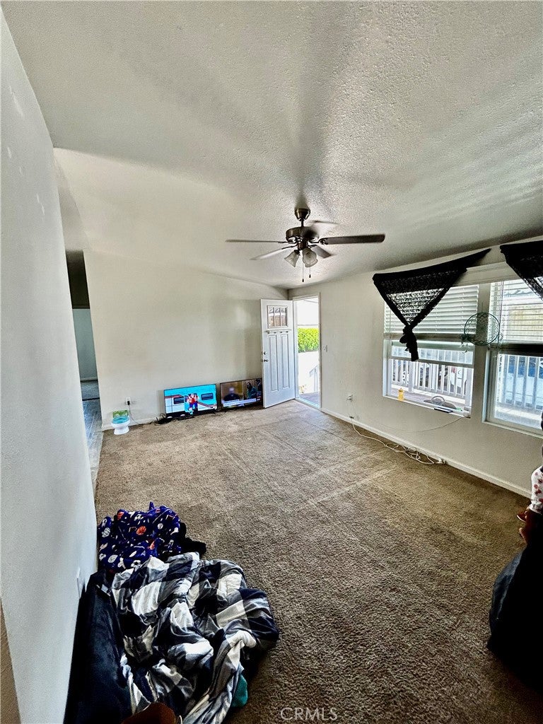 2205 W Acacia Avenue 155