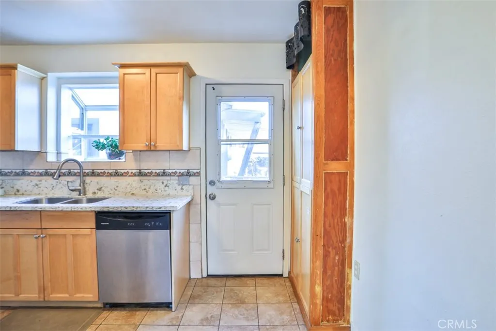 Bellflower, California 90706, United States, 3 Bedrooms Bedrooms, ,2 BathroomsBathrooms,Residential,Active,155714