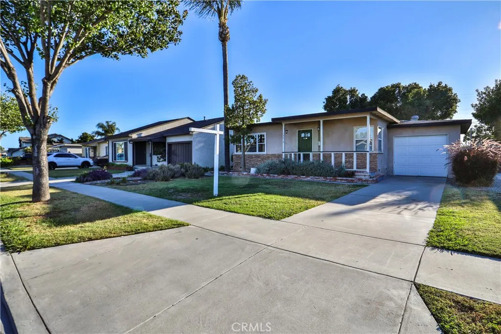 Bellflower, California 90706, United States, 3 Bedrooms Bedrooms, ,2 BathroomsBathrooms,Residential,Active,155714