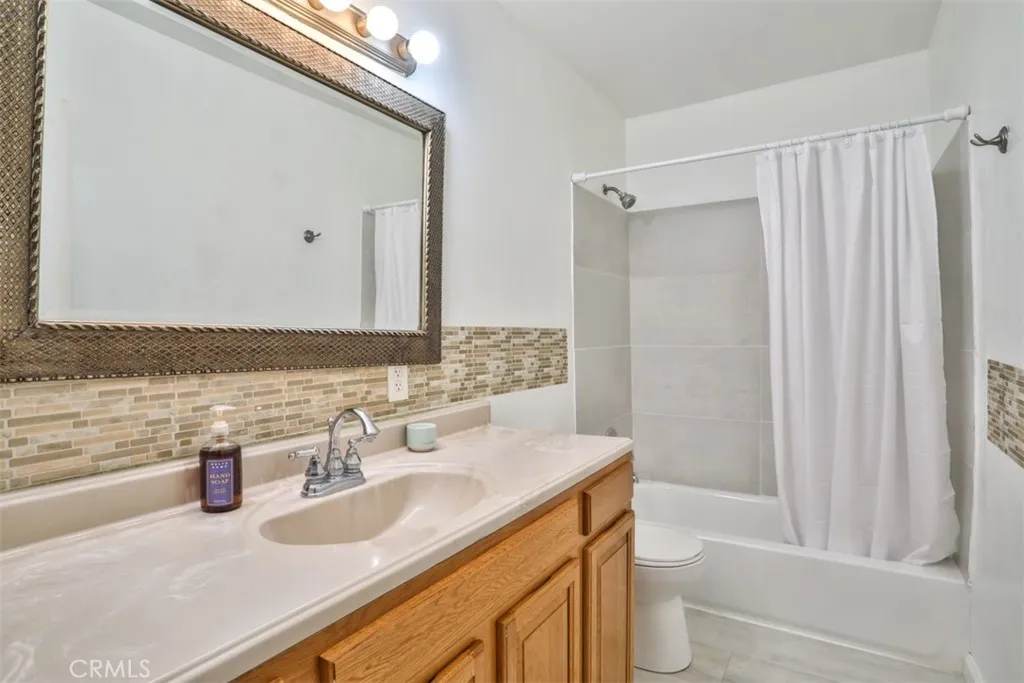 Bellflower, California 90706, United States, 3 Bedrooms Bedrooms, ,2 BathroomsBathrooms,Residential,Active,155714