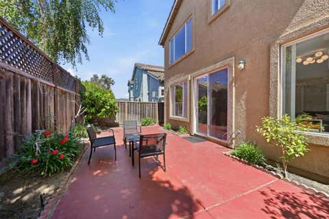 Tiny photo for 17 Miranda Court, Alameda, CA 94502 (MLS # ML82049700)