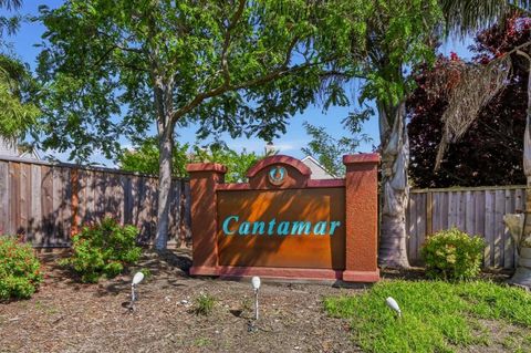 Tiny photo for 17 Miranda Court, Alameda, CA 94502 (MLS # ML82049700)