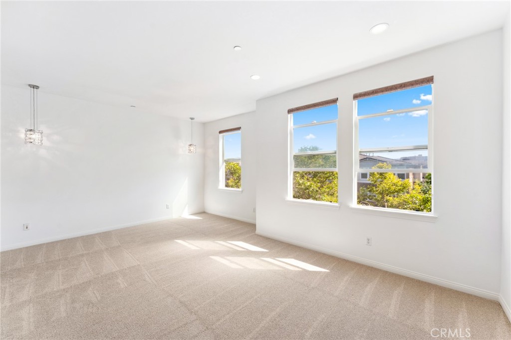 Vantis - Residential Lease