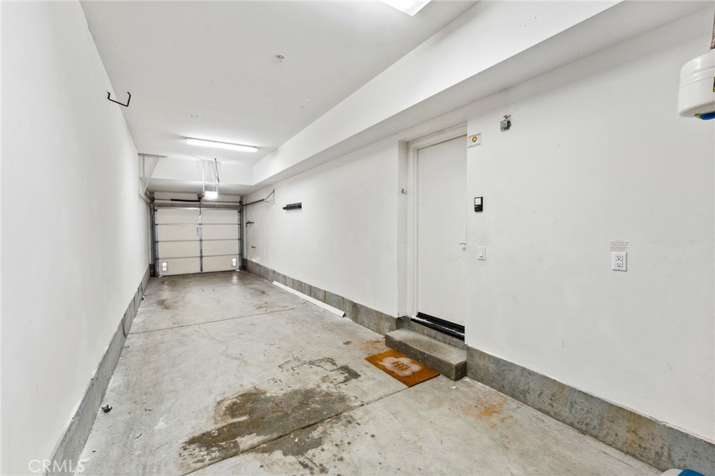 Vantis - Residential Lease