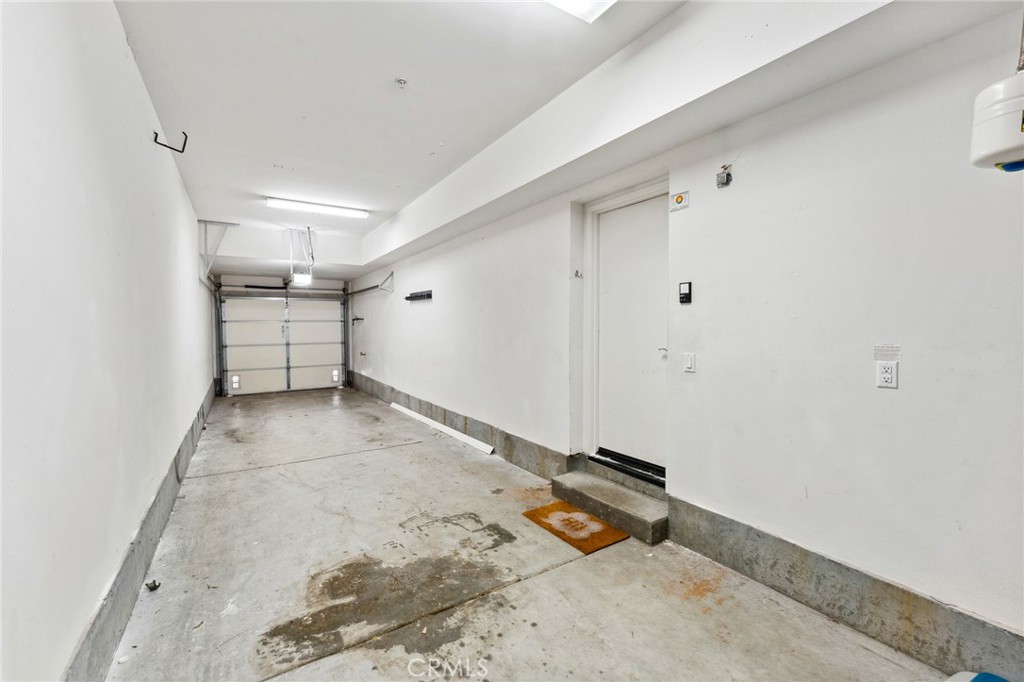 Vantis - Residential Lease