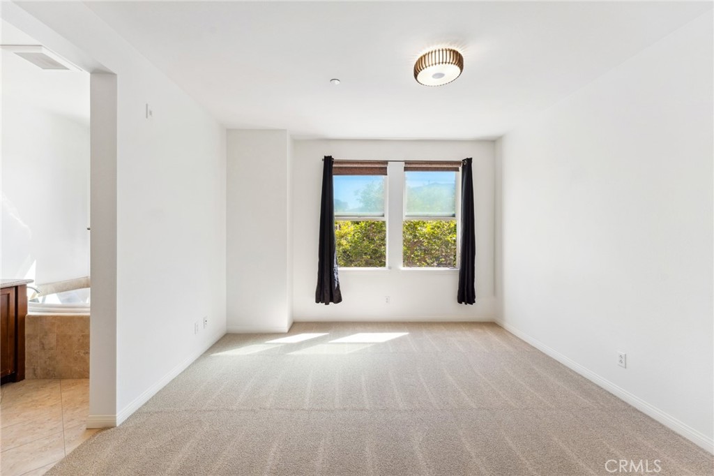 Vantis - Residential Lease