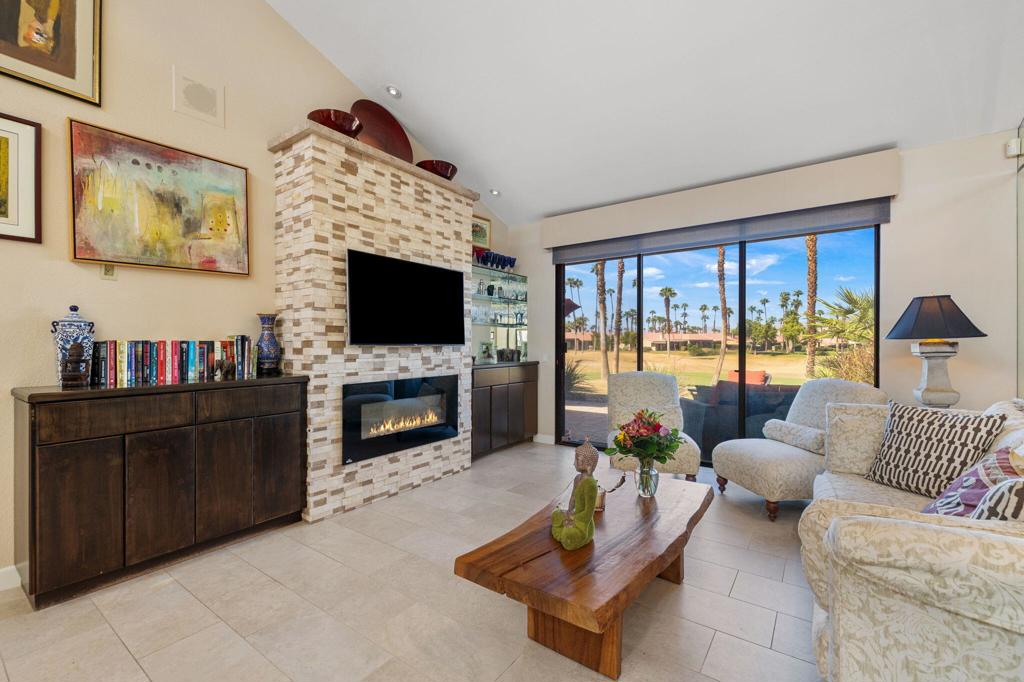 Palm Valley CC - Residential