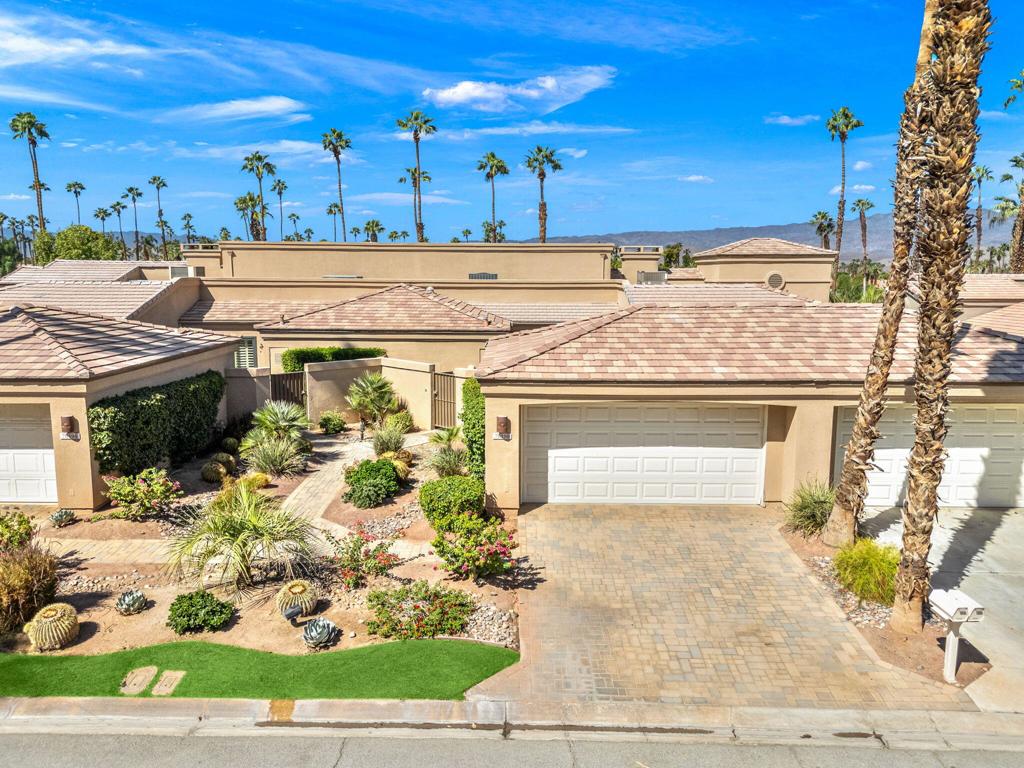 Palm Valley CC - Residential