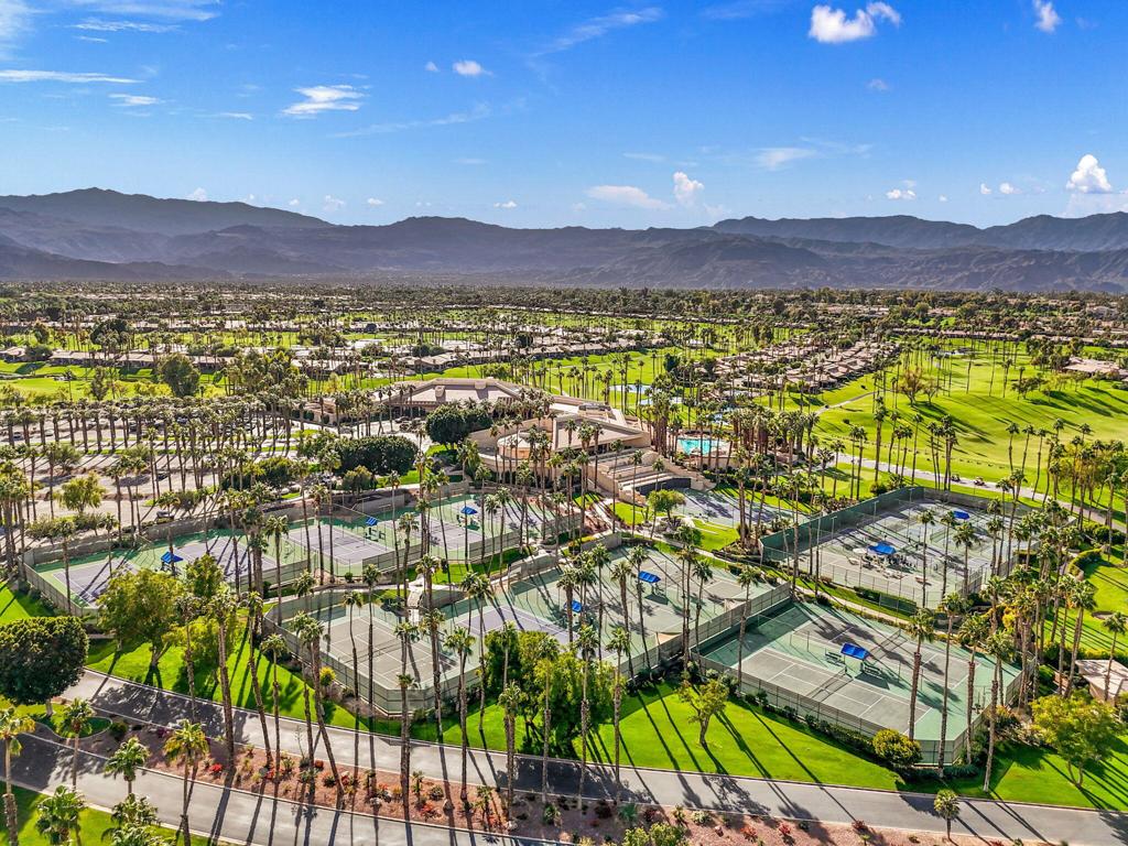 Palm Valley CC - Residential