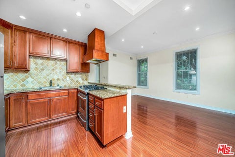 Photo of 1236 N Flores Street #402, West Hollywood, CA 90069 (MLS # 26992815)