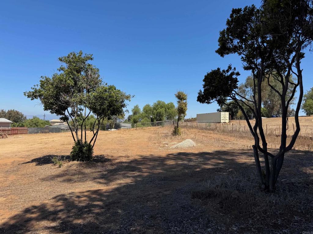 2055 Riviera Dr