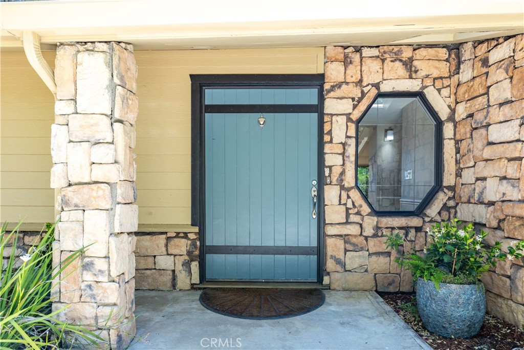 14220 El Monte Road